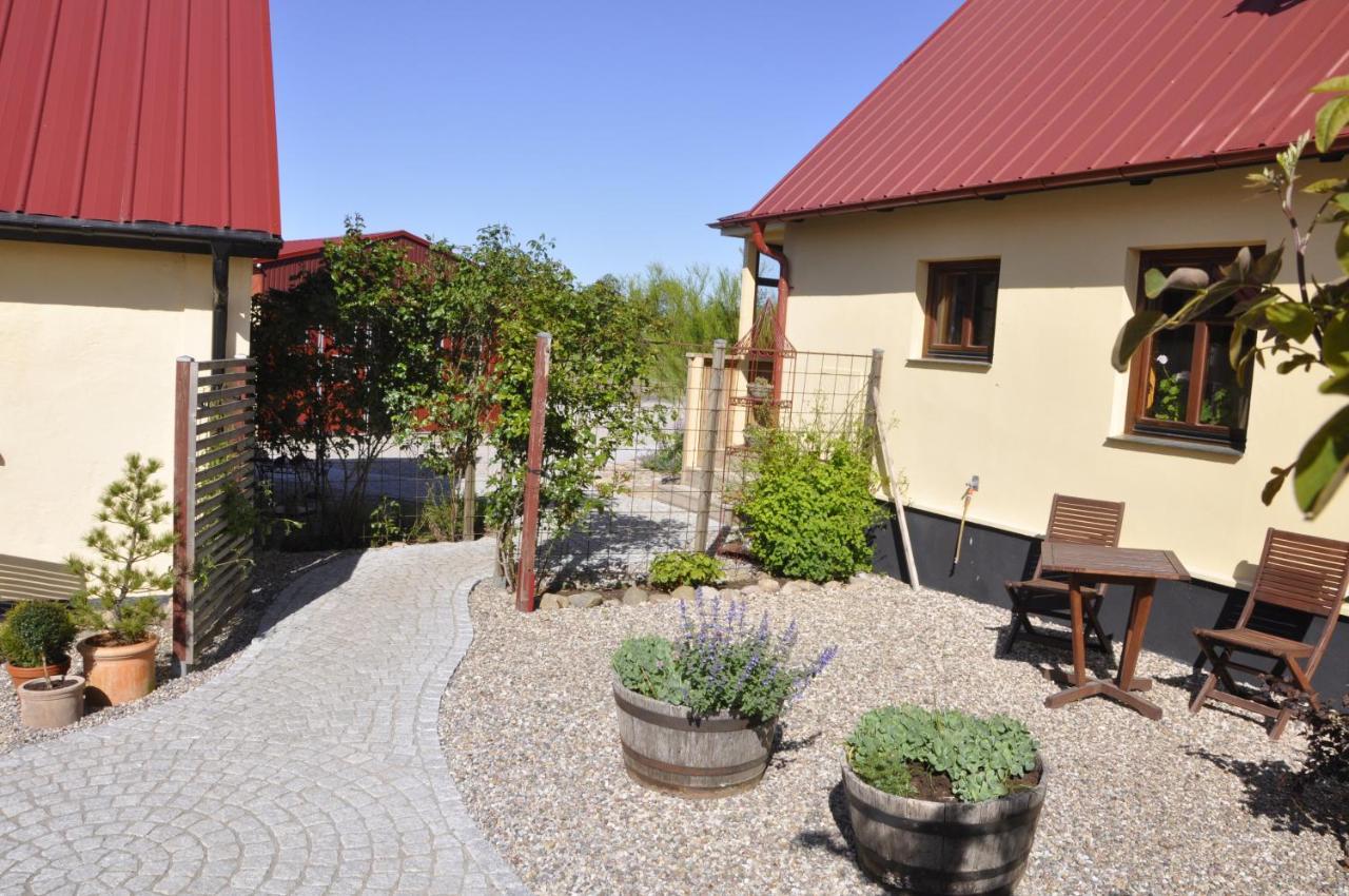 Skurup Hylteberga Gard Bed & Breakfast מראה חיצוני תמונה